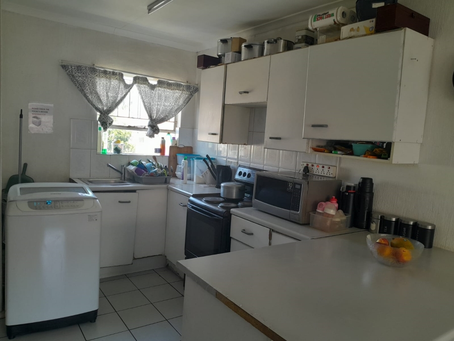 2 Bedroom Property for Sale in Vorna Valley Gauteng