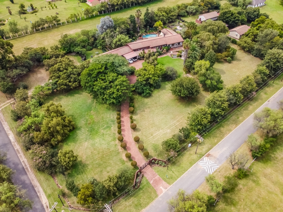 4 Bedroom Property for Sale in Randjesfontein A H Gauteng
