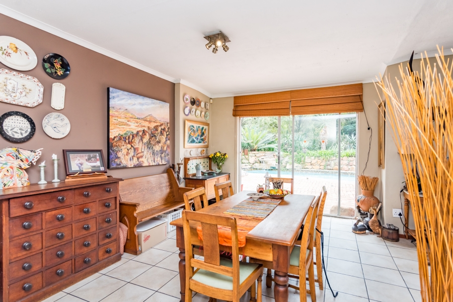 4 Bedroom Property for Sale in Randjesfontein A H Gauteng