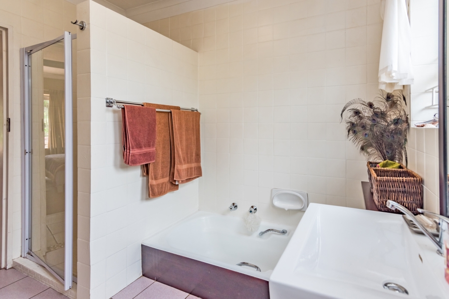 4 Bedroom Property for Sale in Randjesfontein A H Gauteng