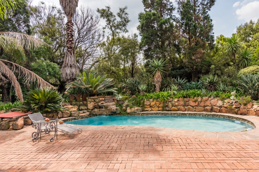 4 Bedroom Property for Sale in Randjesfontein A H Gauteng