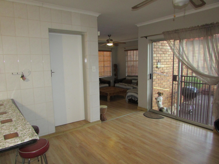 2 Bedroom Property for Sale in Eike Park Gauteng