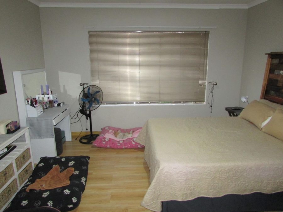 2 Bedroom Property for Sale in Eike Park Gauteng