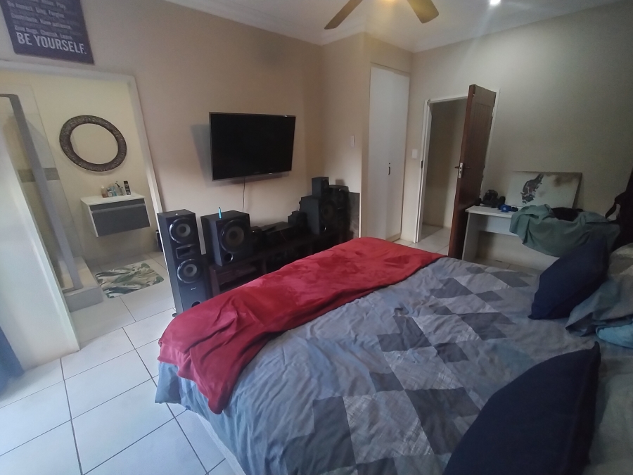 7 Bedroom Property for Sale in Pretoria North Gauteng