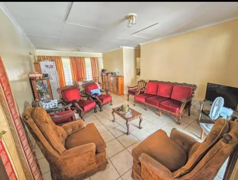 3 Bedroom Property for Sale in Dorandia Gauteng