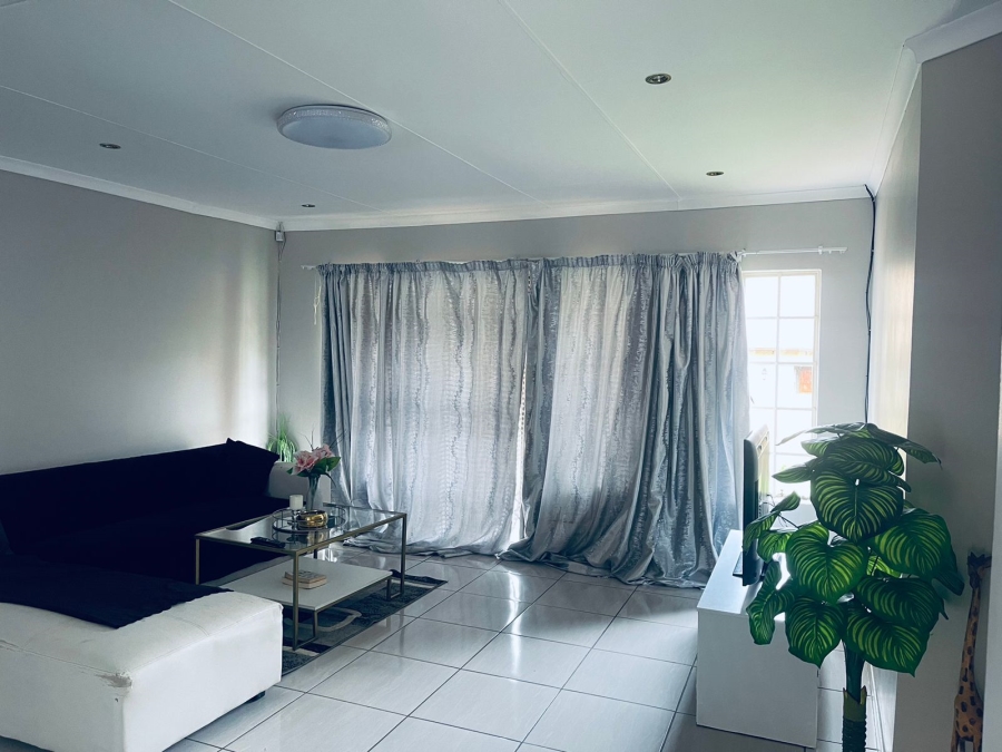 To Let 3 Bedroom Property for Rent in Carlswald Gauteng