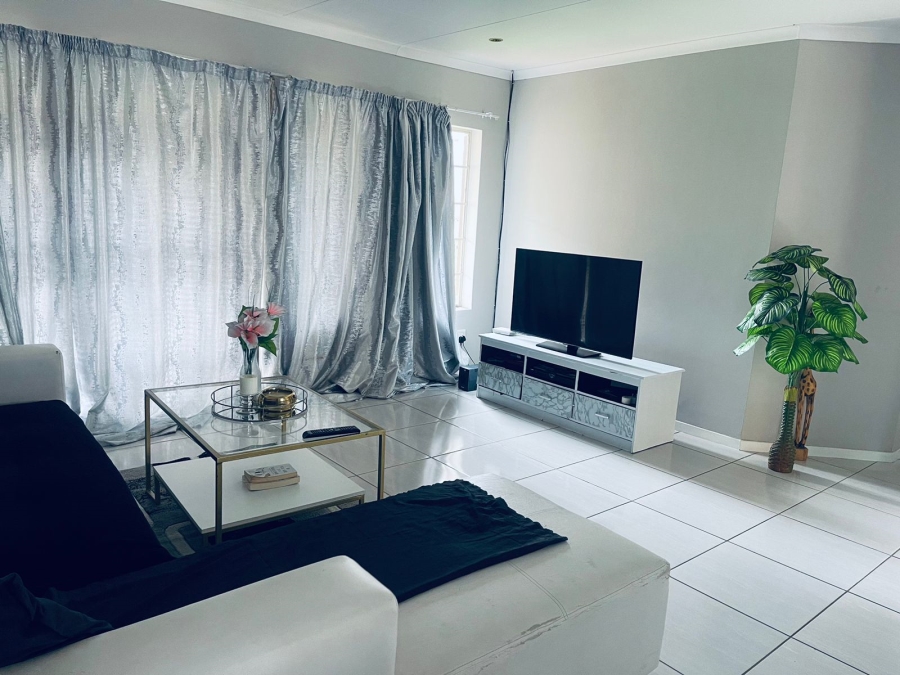 To Let 3 Bedroom Property for Rent in Carlswald Gauteng
