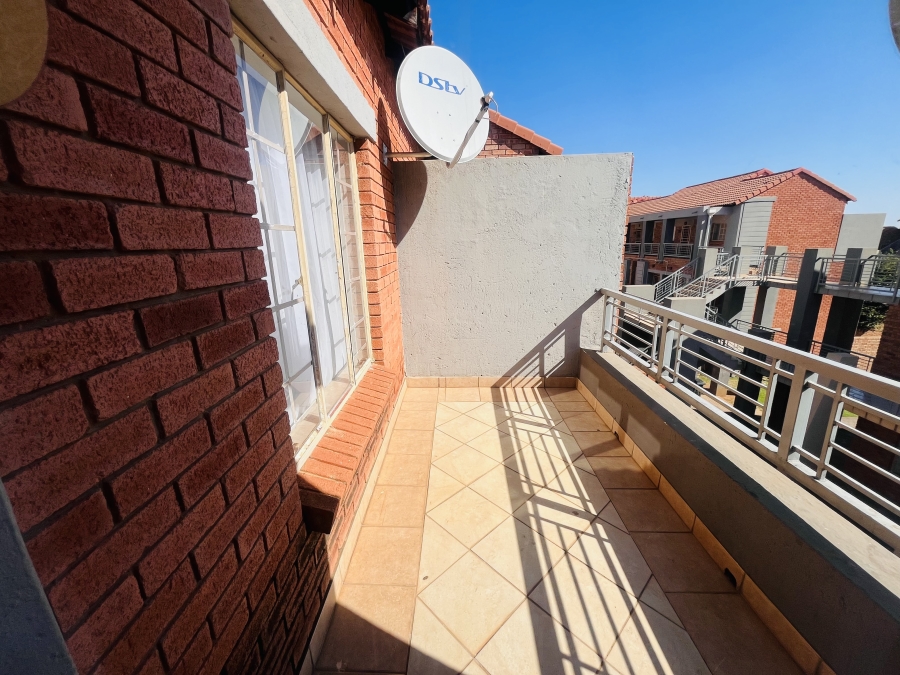 1 Bedroom Property for Sale in The Orchards Gauteng