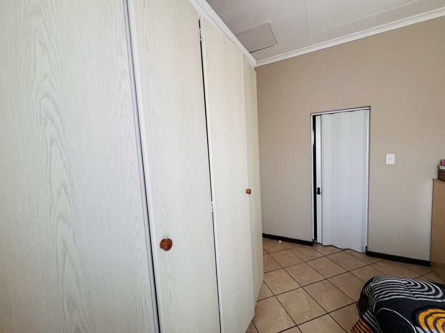 1 Bedroom Property for Sale in The Orchards Gauteng