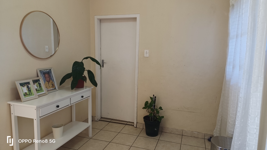 1 Bedroom Property for Sale in Rosettenville Gauteng