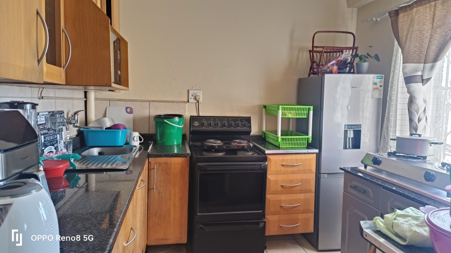 1 Bedroom Property for Sale in Rosettenville Gauteng