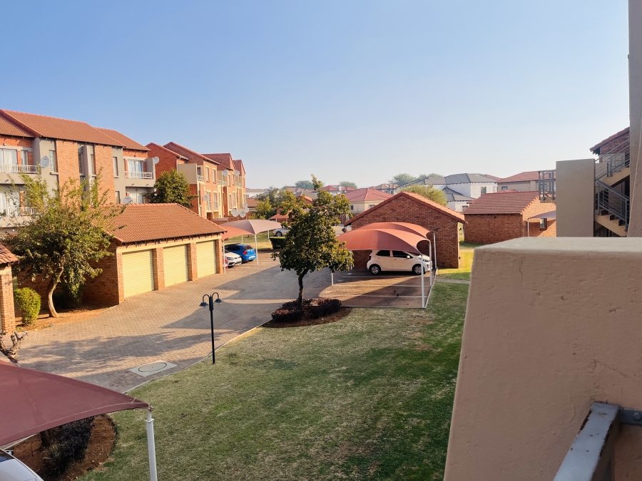 1 Bedroom Property for Sale in The Orchards Gauteng