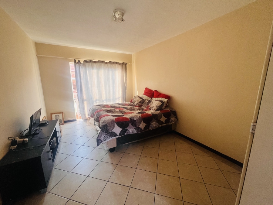 1 Bedroom Property for Sale in The Orchards Gauteng