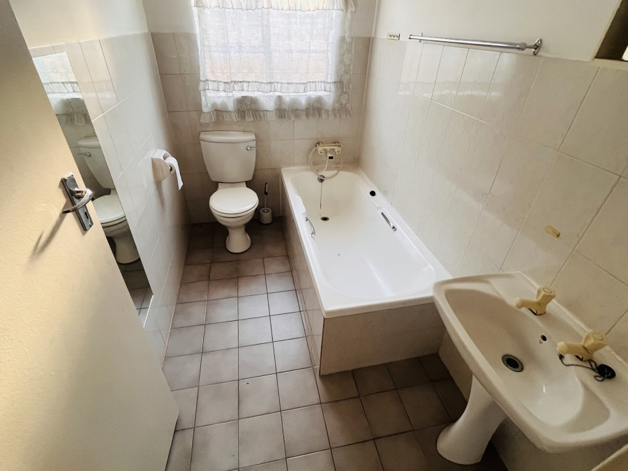 3 Bedroom Property for Sale in The Orchards Gauteng