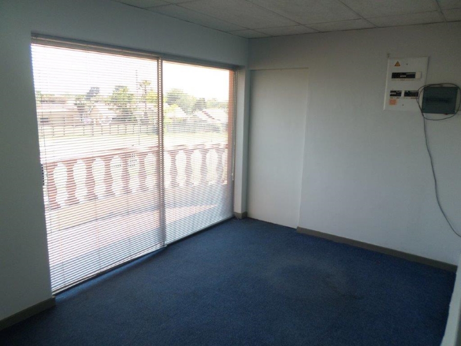 Commercial Property for Sale in Helderkruin Gauteng
