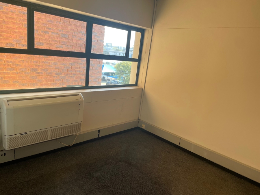 To Let commercial Property for Rent in Randjespark Gauteng