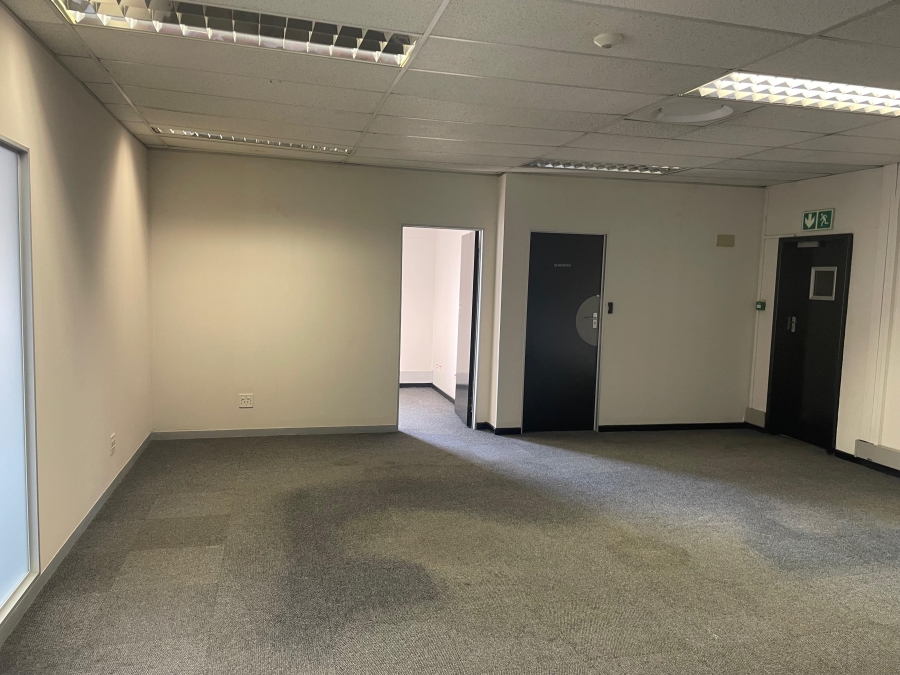 To Let commercial Property for Rent in Randjespark Gauteng