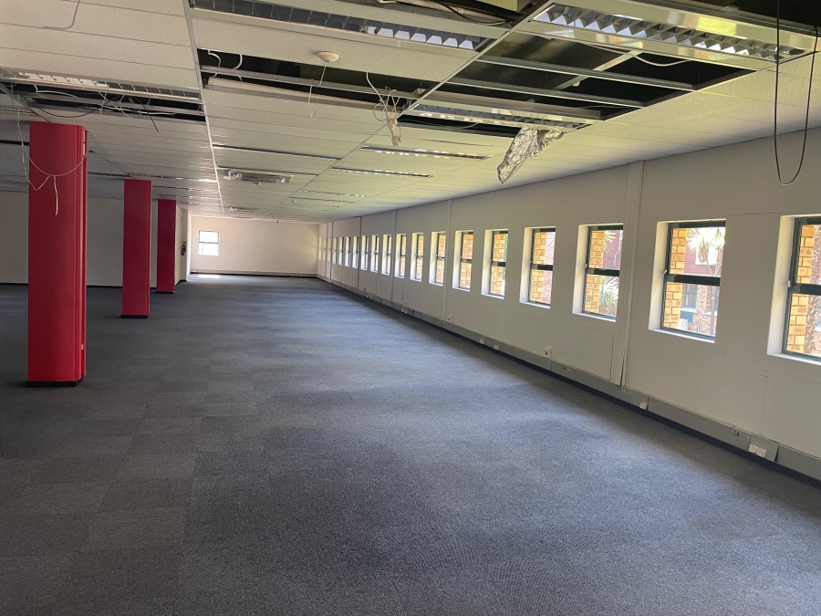 To Let commercial Property for Rent in Randjespark Gauteng