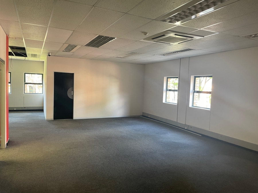 To Let commercial Property for Rent in Randjespark Gauteng