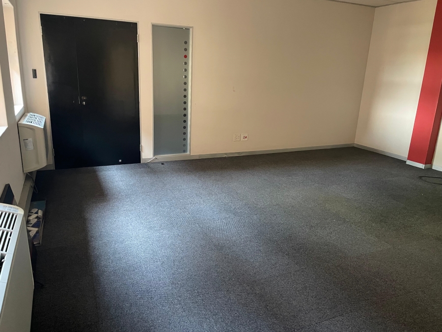 To Let commercial Property for Rent in Randjespark Gauteng