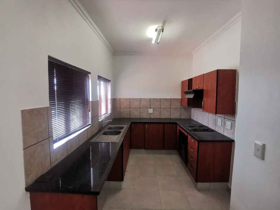 1 Bedroom Property for Sale in Blue Hills AH Gauteng