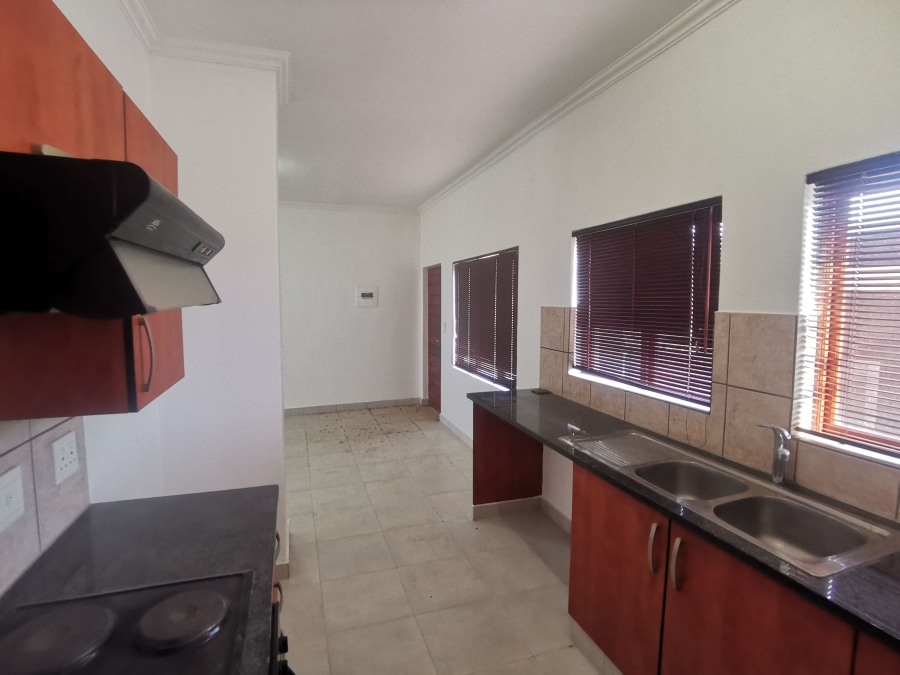 1 Bedroom Property for Sale in Blue Hills AH Gauteng