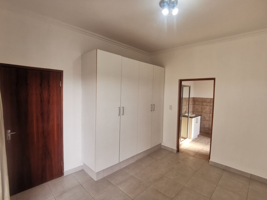 1 Bedroom Property for Sale in Blue Hills AH Gauteng