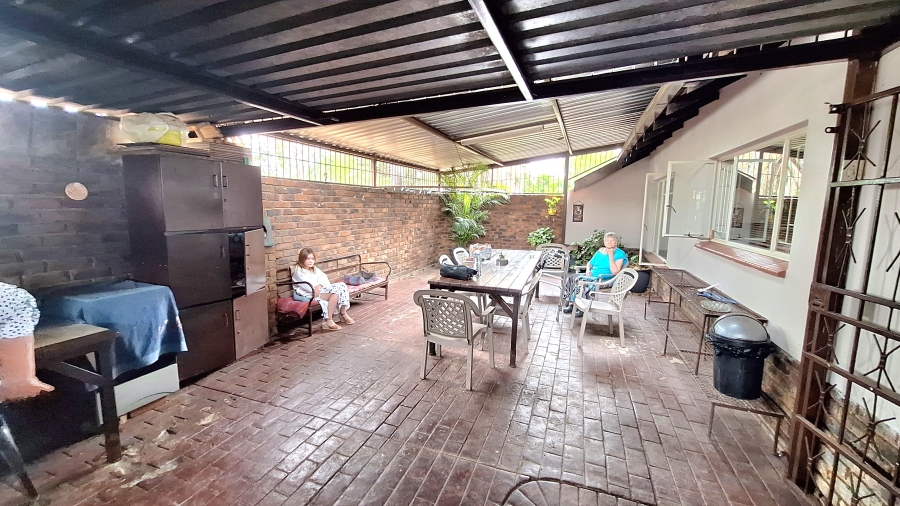 3 Bedroom Property for Sale in East Lynne Gauteng