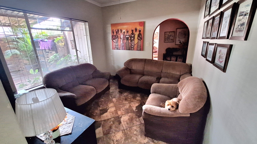 3 Bedroom Property for Sale in East Lynne Gauteng