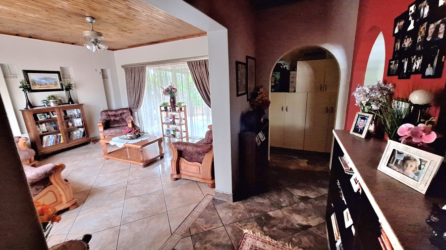 3 Bedroom Property for Sale in East Lynne Gauteng