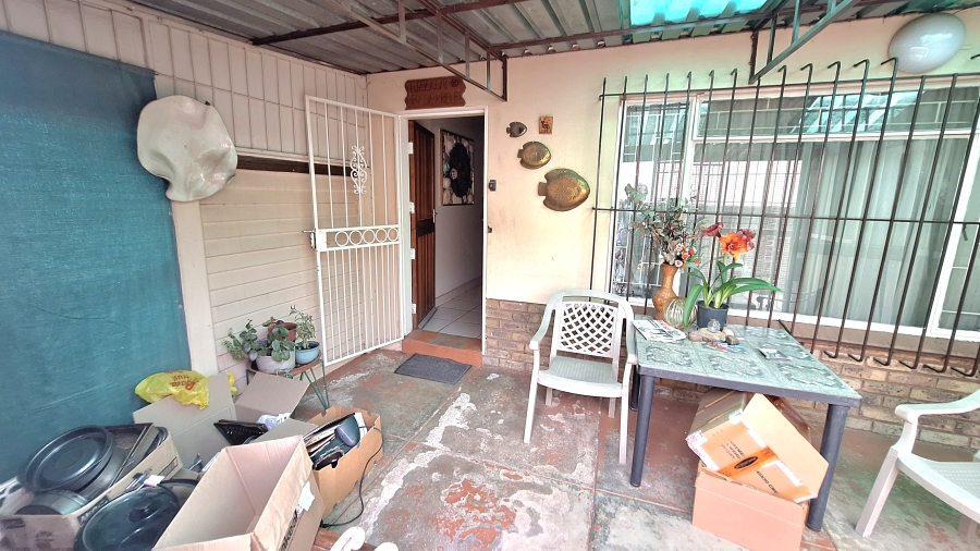 3 Bedroom Property for Sale in East Lynne Gauteng
