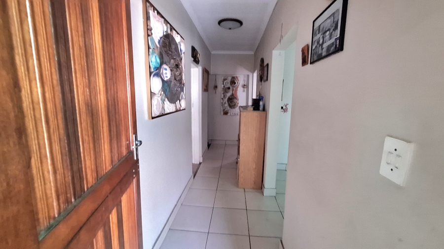 3 Bedroom Property for Sale in East Lynne Gauteng