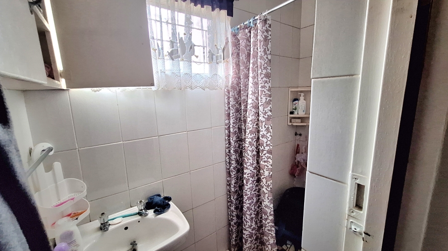 3 Bedroom Property for Sale in East Lynne Gauteng