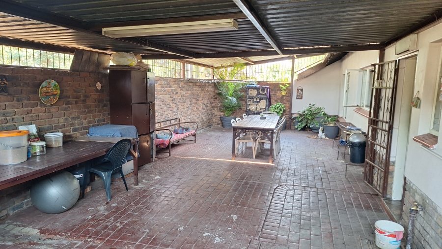 3 Bedroom Property for Sale in East Lynne Gauteng