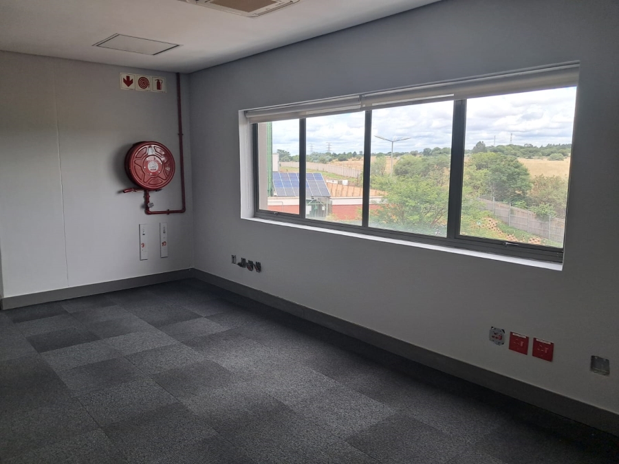 To Let commercial Property for Rent in Southdowns Estate Gauteng