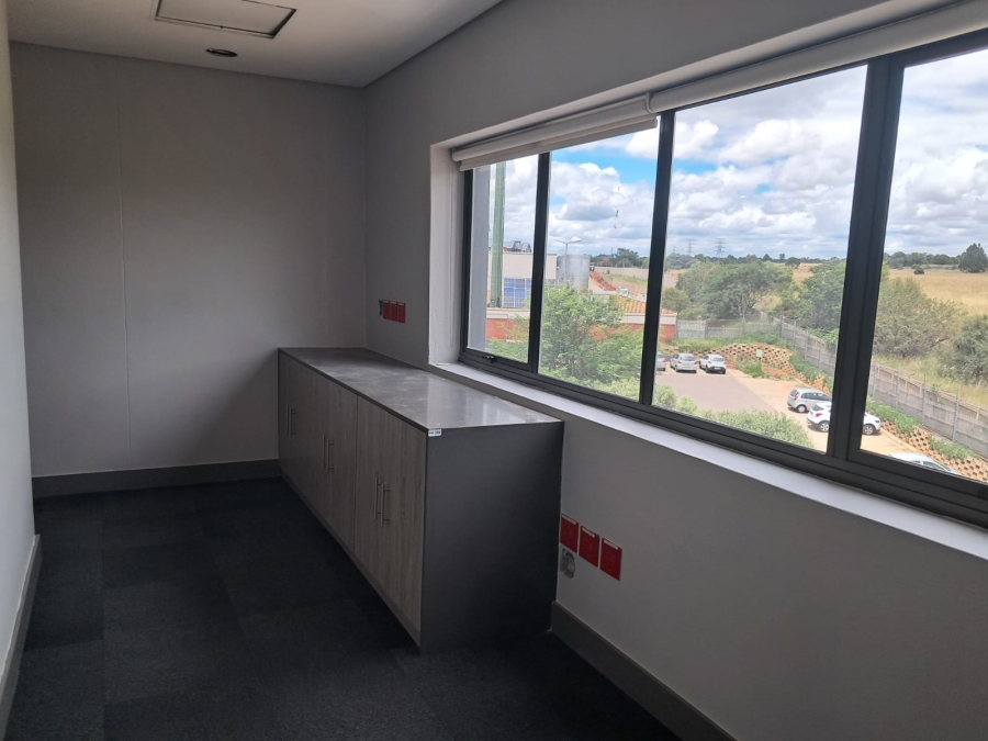 To Let commercial Property for Rent in Southdowns Estate Gauteng