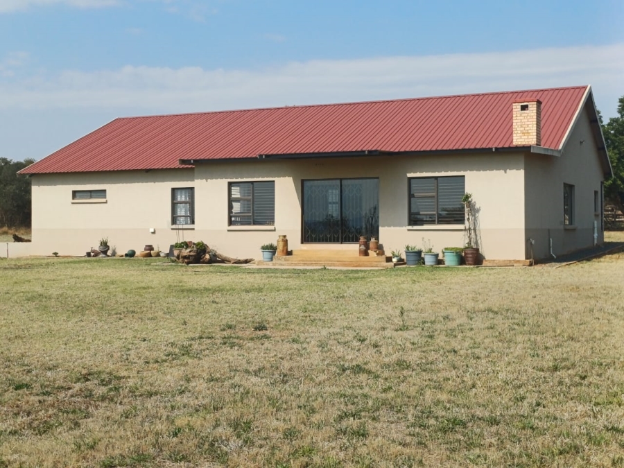 Commercial Property for Sale in Agricultural Holding 501 Gauteng