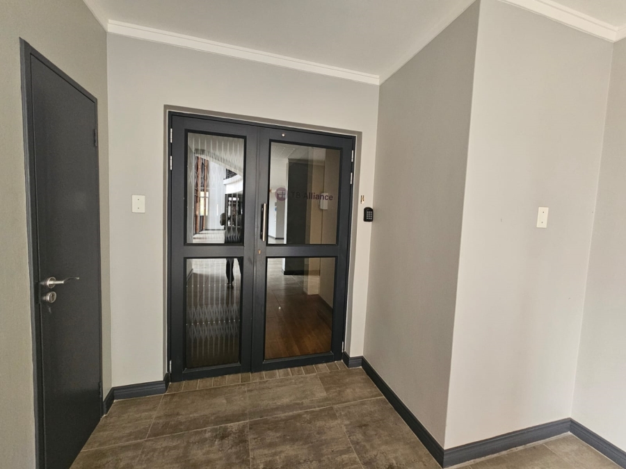 To Let commercial Property for Rent in Faerie Glen Gauteng