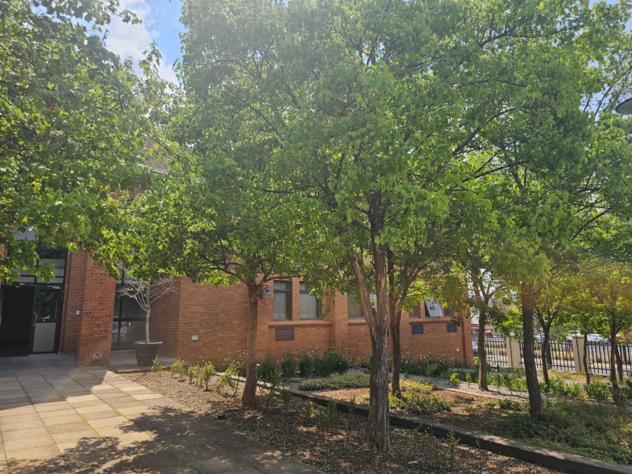 To Let commercial Property for Rent in Faerie Glen Gauteng