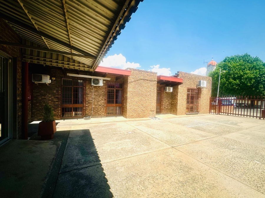 To Let commercial Property for Rent in Alberton North Gauteng
