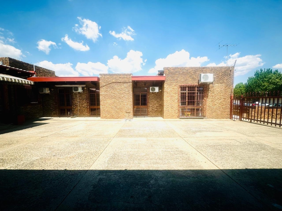 To Let commercial Property for Rent in Alberton North Gauteng