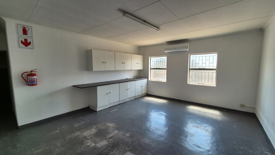 To Let commercial Property for Rent in Silvertondale Gauteng