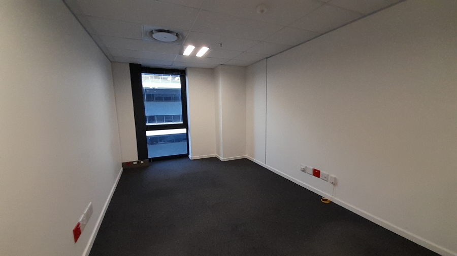 To Let commercial Property for Rent in Vorna Valley Gauteng