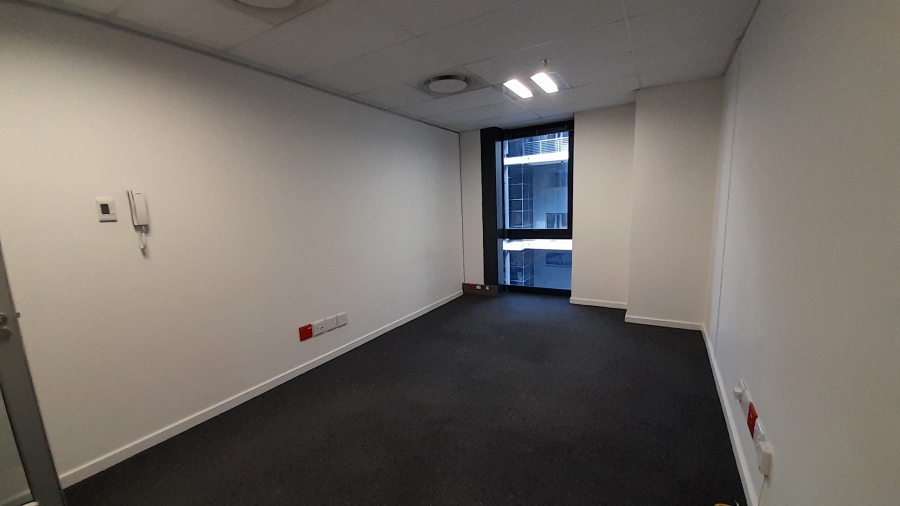 To Let commercial Property for Rent in Vorna Valley Gauteng