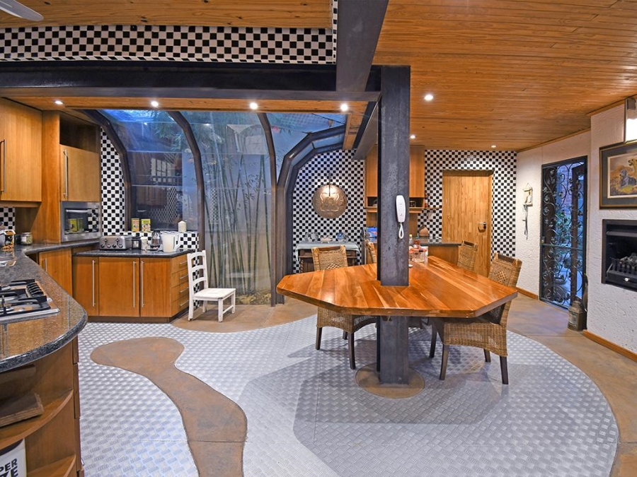 4 Bedroom Property for Sale in Bryanston Gauteng