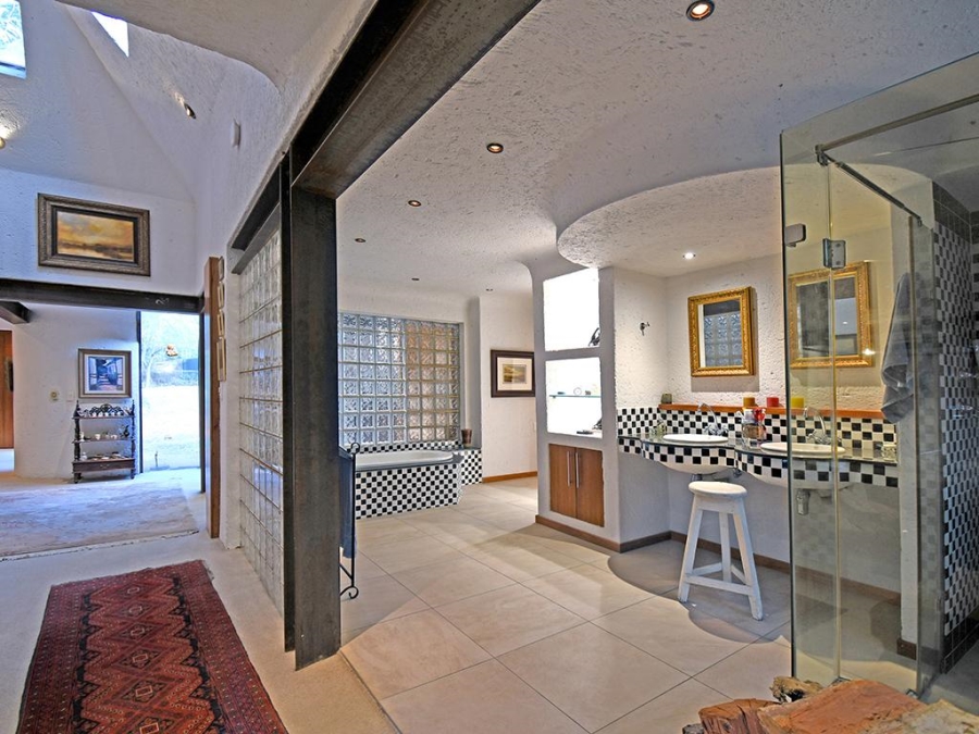 4 Bedroom Property for Sale in Bryanston Gauteng