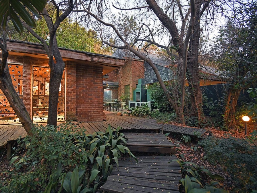 4 Bedroom Property for Sale in Bryanston Gauteng