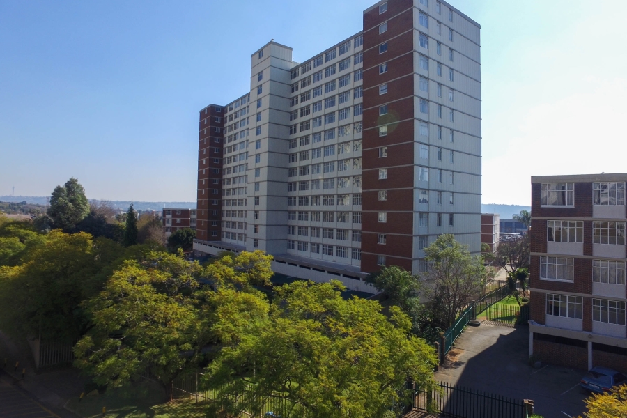 1 Bedroom Property for Sale in Bedford Gardens Gauteng