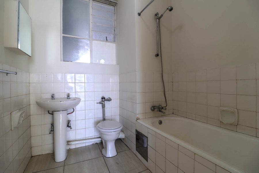 1 Bedroom Property for Sale in Bedford Gardens Gauteng