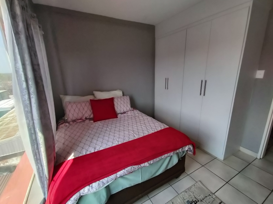 2 Bedroom Property for Sale in Pretoria North Gauteng